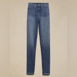 Banana Republic High-Rise Skinny Jean in Medium Wash